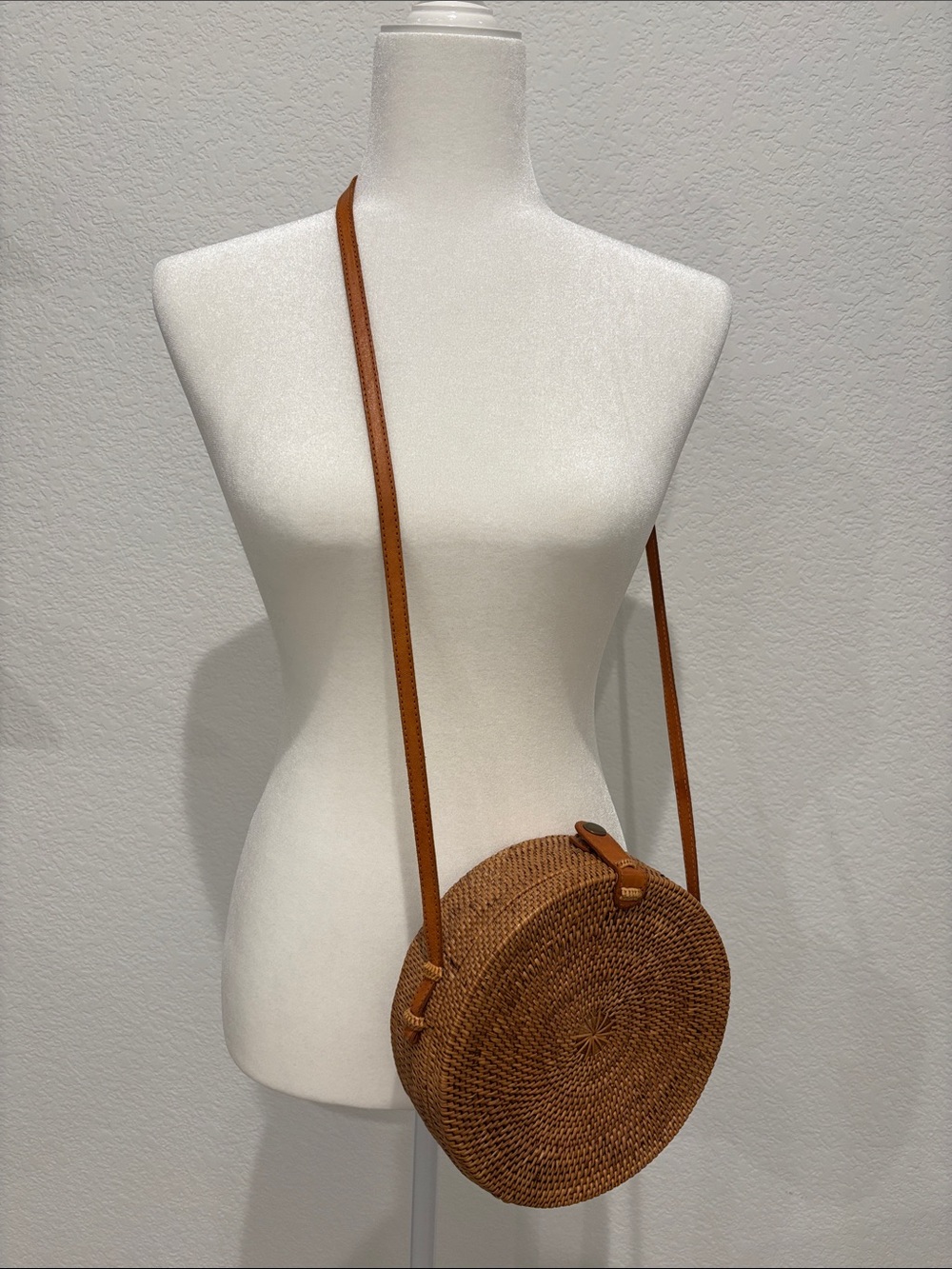 Village Thrive Round Rattan Purse